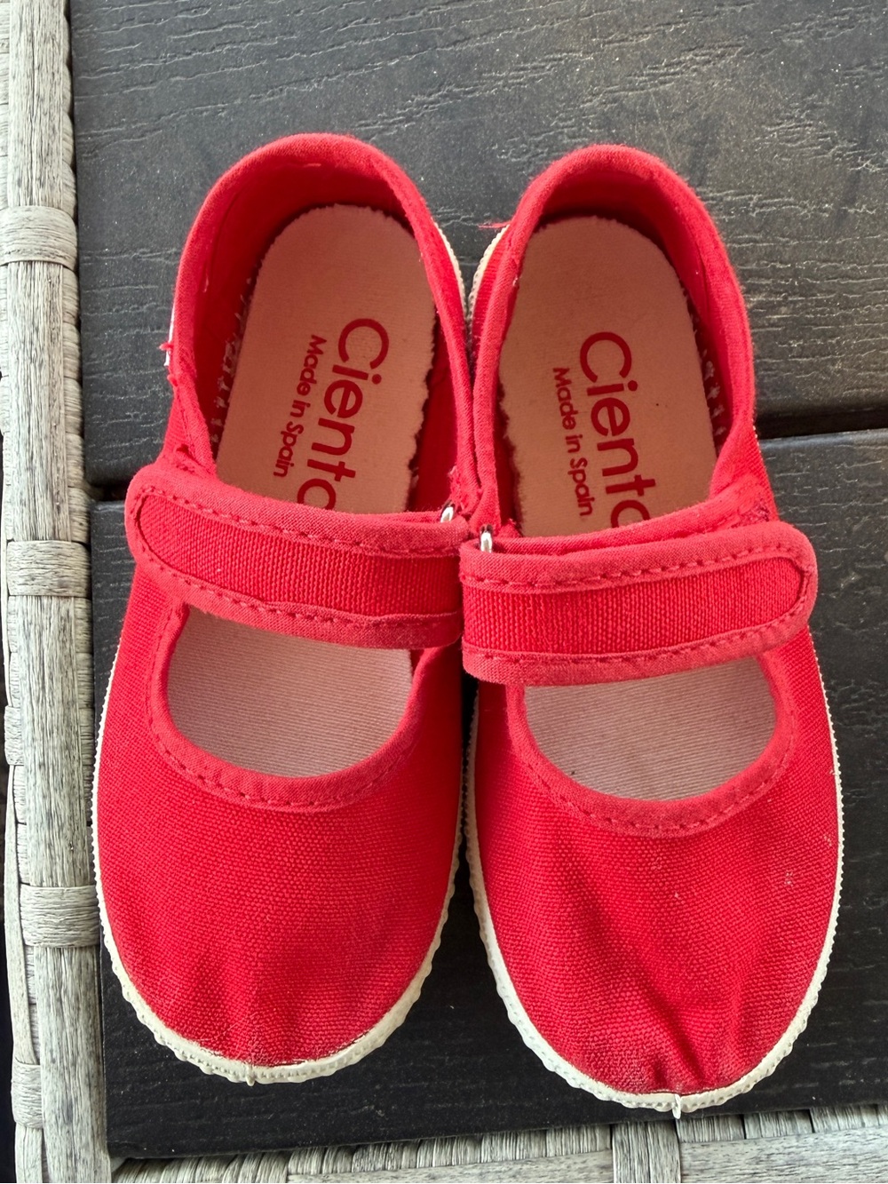 Cienta Red Girls Mary Jane Canvas Shoes